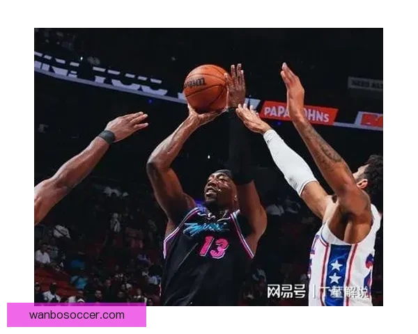 阿德巴约打趣恩比德：我根本没碰你兄弟别碰瓷了