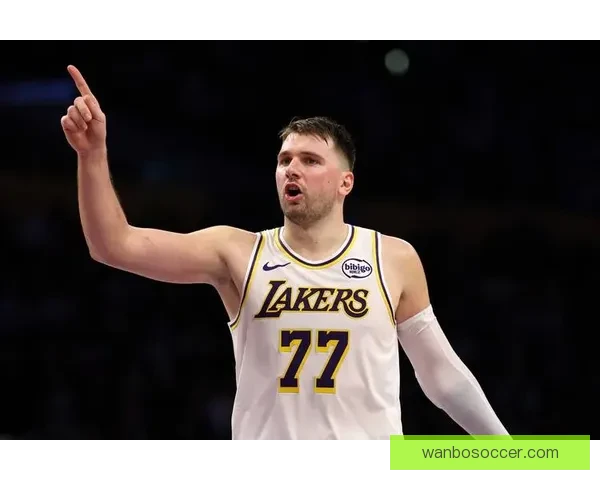 湖人13战12胜稳居联盟前五 东契奇场均36+8+7 技犯取消引发争议